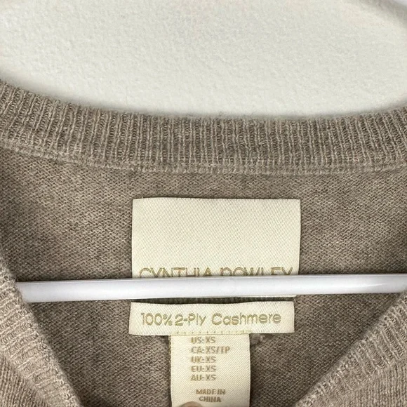 Cynthia Rowley 2 Ply Cashmere Taupe Polka Dot Sweater Soft Woman's Sz XS - Picture 6 of 6